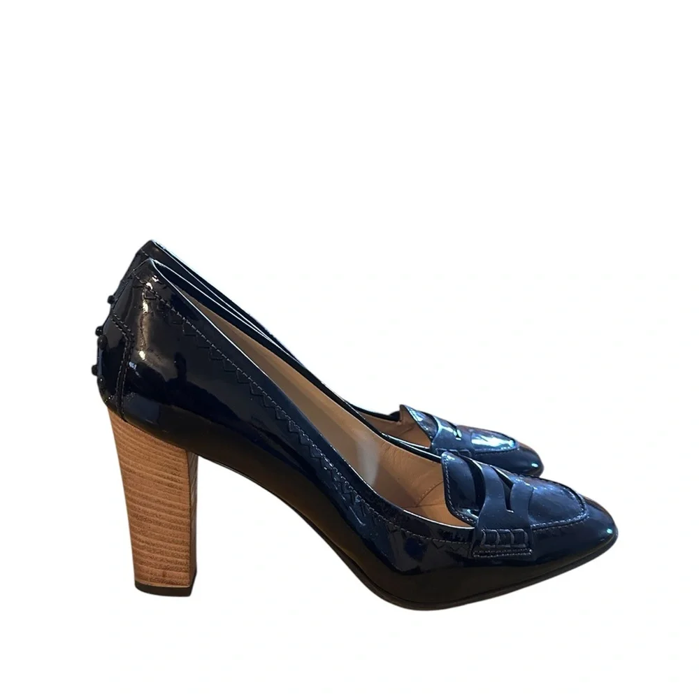 Tod's patent leather Heeled Loafers with Moccasin Toe